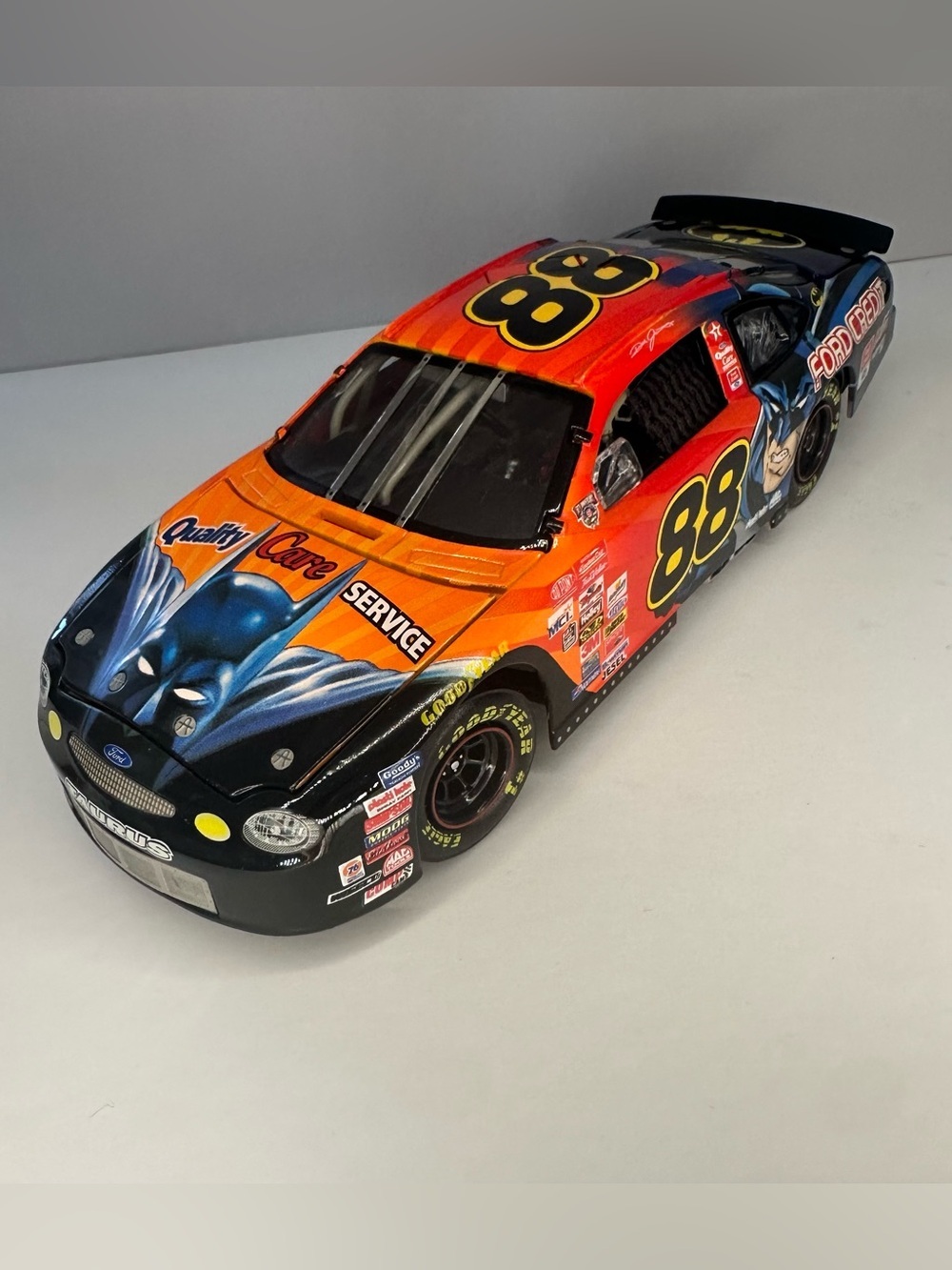 1998 Dale Jarrett Elite 50th Anniversary #88 Batman Ford Credit Die-Cast NASCAR